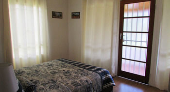 Casa Bianca Casa Cottage คลาเรนส์ ภายนอก รูปภาพ