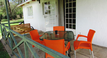 Casa Bianca Casa Cottage คลาเรนส์ ภายนอก รูปภาพ