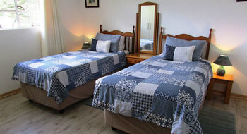 Casa Bianca Casa Cottage คลาเรนส์ ภายนอก รูปภาพ
