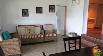 Casa Bianca Casa Cottage คลาเรนส์ ภายนอก รูปภาพ